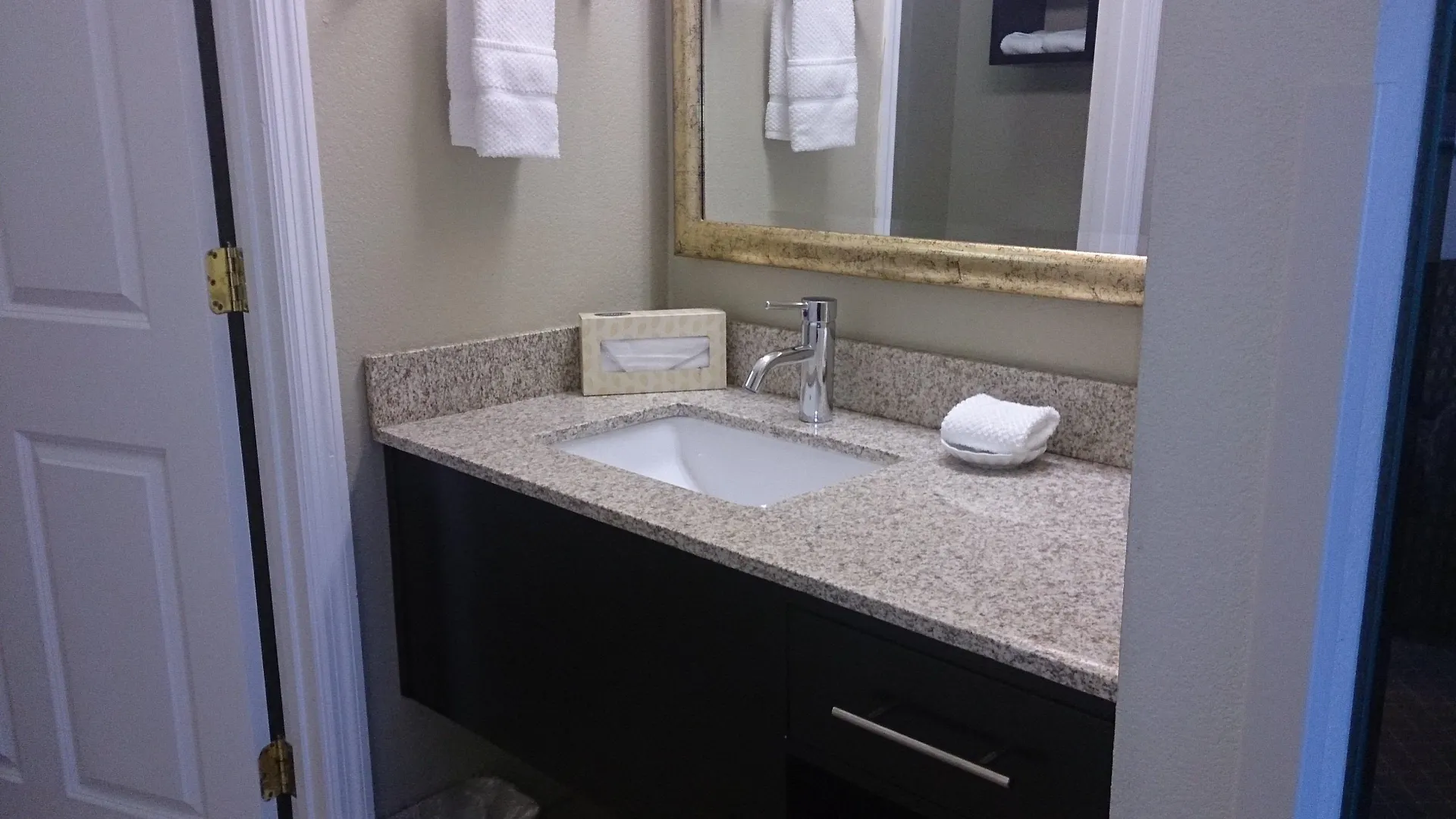 Staybridge Suites Columbus-Airport By Ihg 3*, Columbus