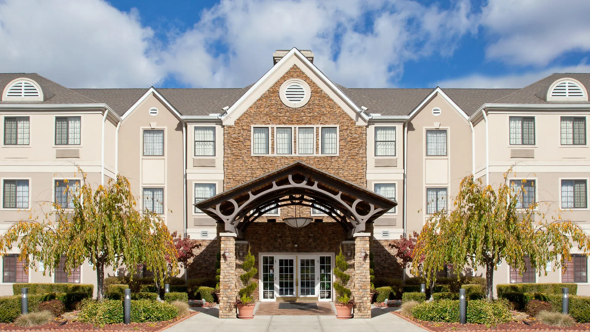 Staybridge Suites Columbus-Airport By Ihg location