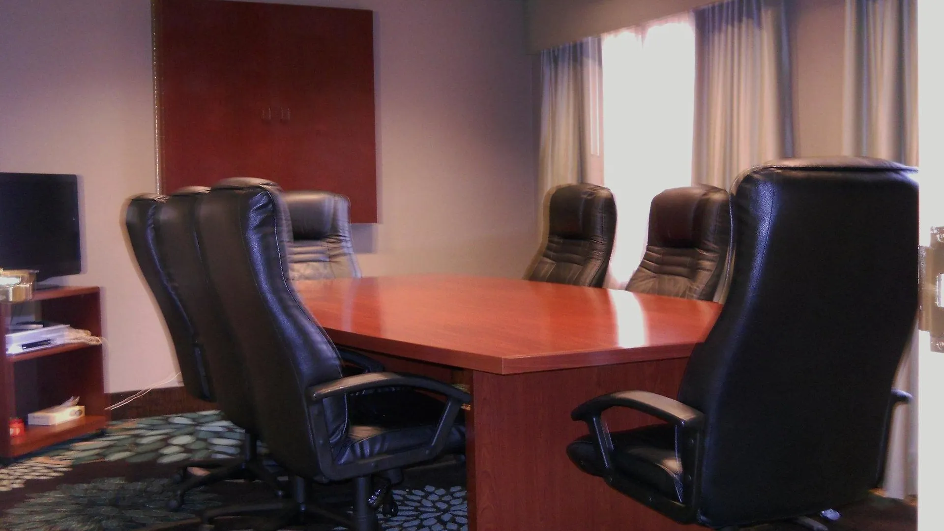 Staybridge Suites Columbus-Airport By Ihg Hotel